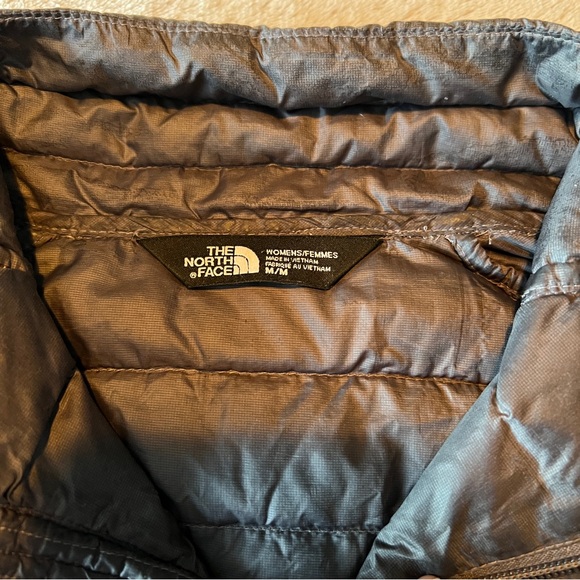 The North Face Women’s Tonnerro Quilted Goose Down Jacket Rabbit Grey Medium - Picture 3 of 9